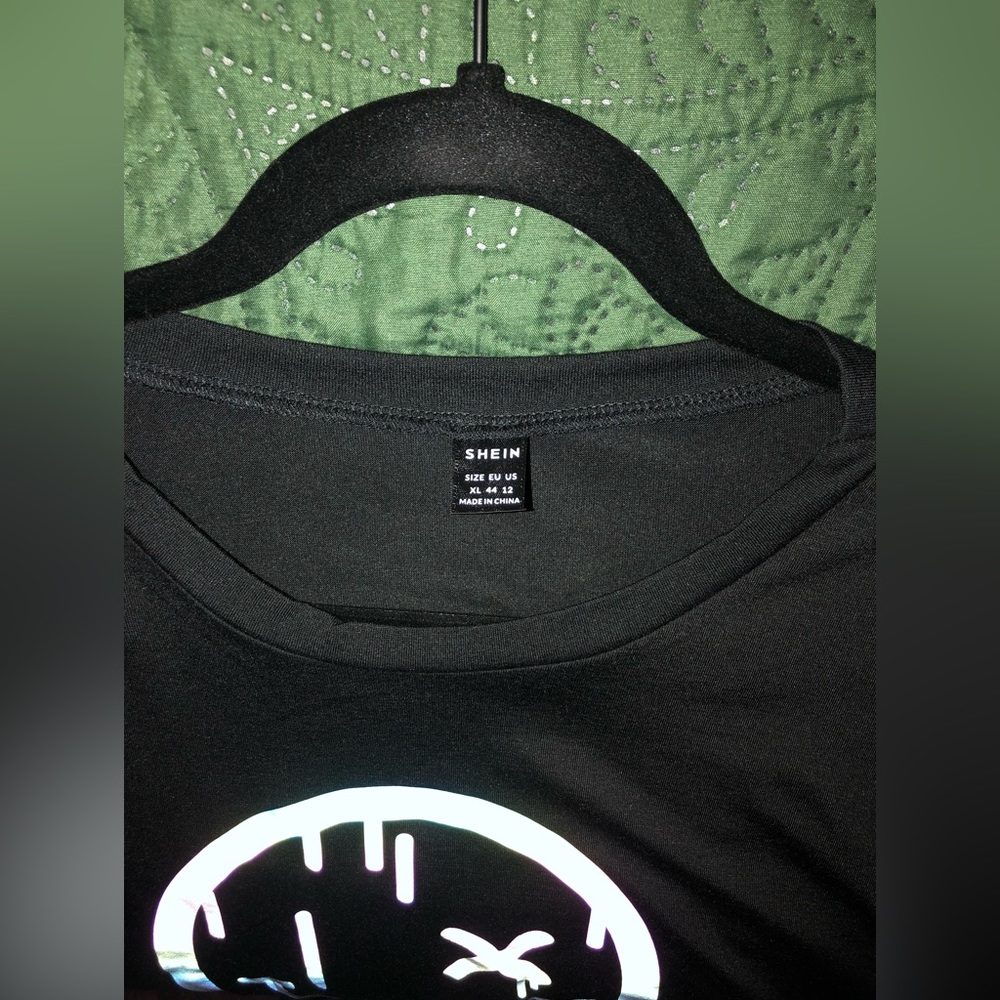 Reflective Crop Top - Picture 3 of 3
